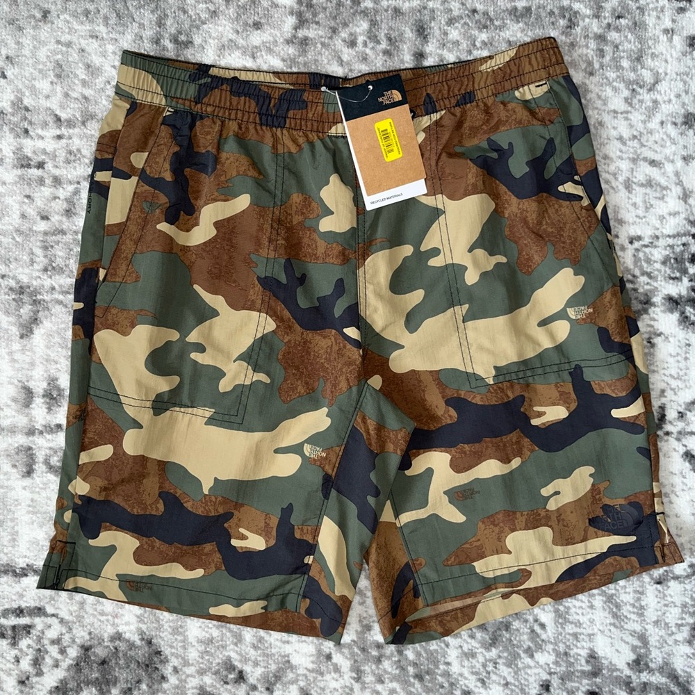New Men’s The North Face Pull-On Adventure Printed Shorts Flash Dry Camo
